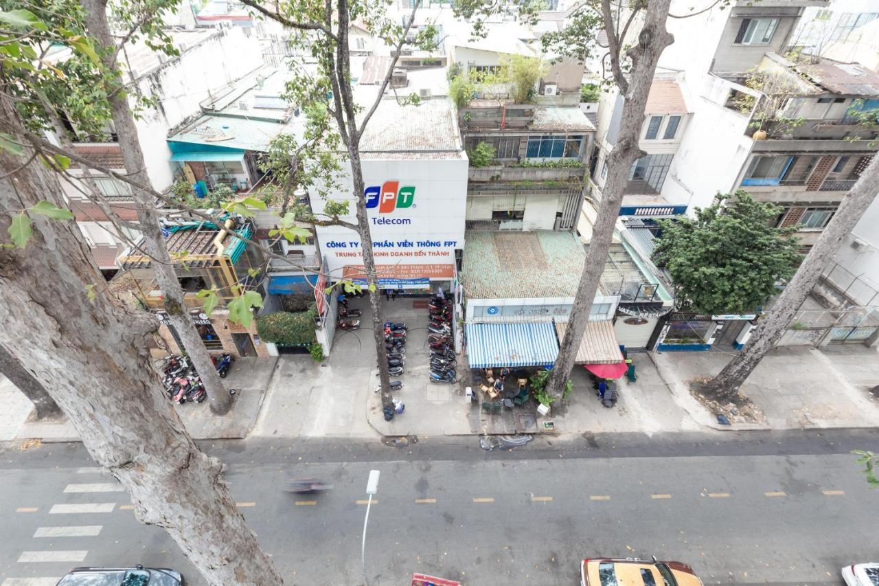 Cozrum Smart - First Target Hotel Ho Şi Min Exterior foto